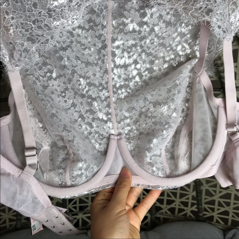 💖VS 2 Pieces Set - High Neck Bralette and Panties - Picture 6 of 8